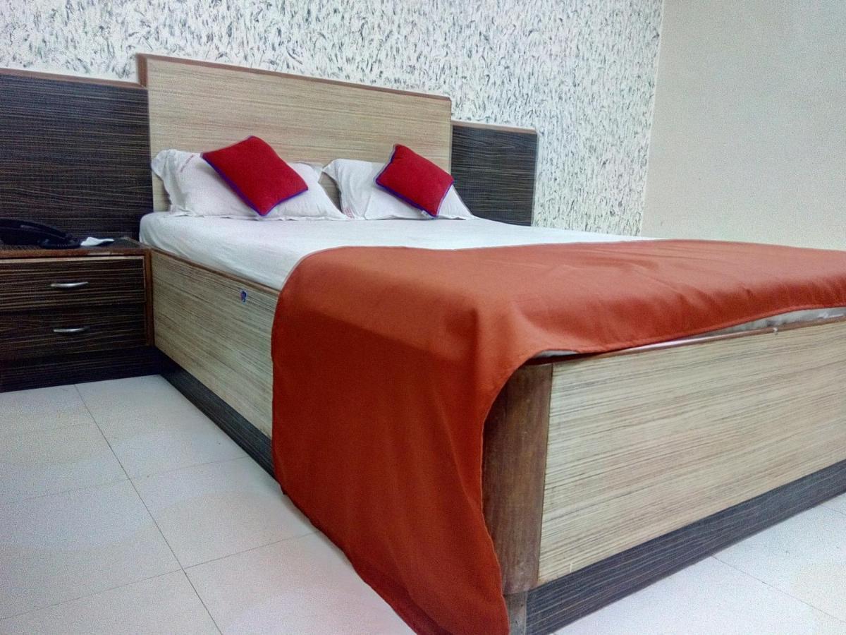 Hotel Sai Samrat Inn Panvel Luaran gambar