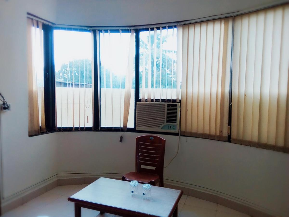Hotel Sai Samrat Inn Panvel Luaran gambar